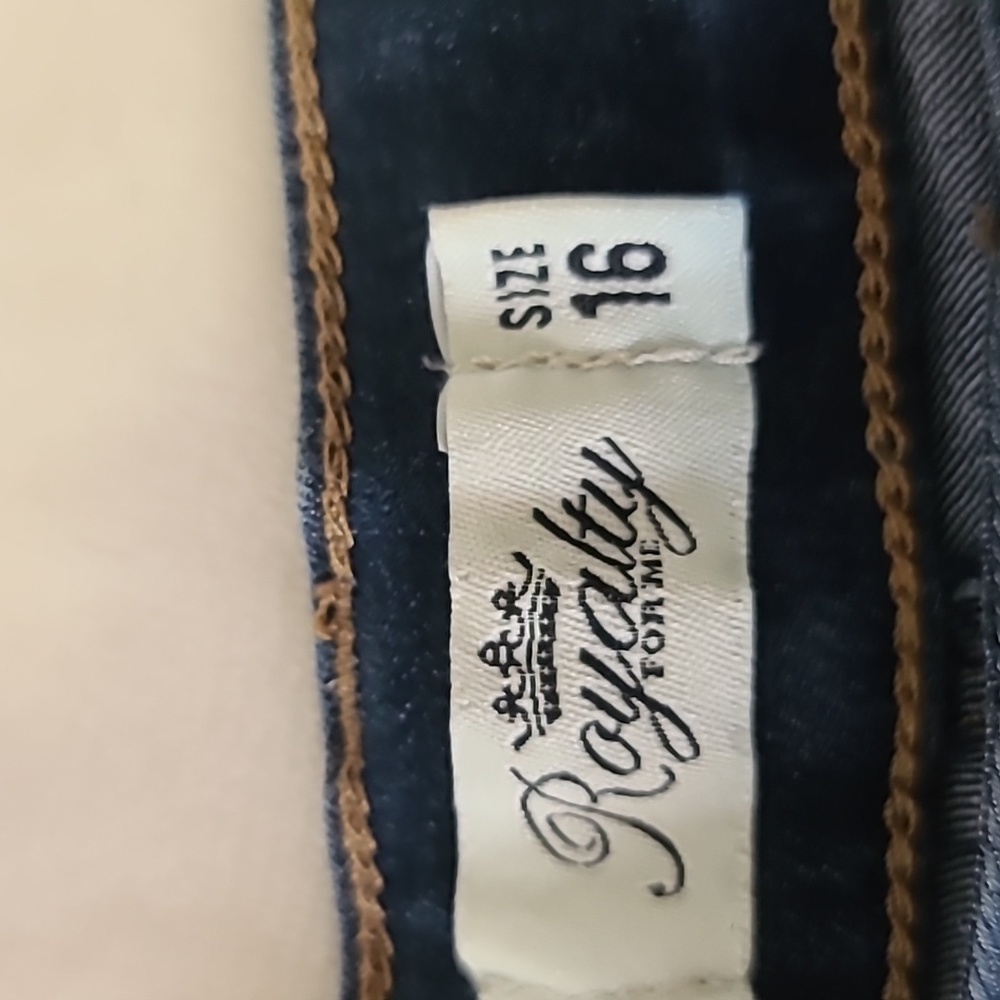 Royalty Plus size tapered ankle jeans - Picture 4 of 6